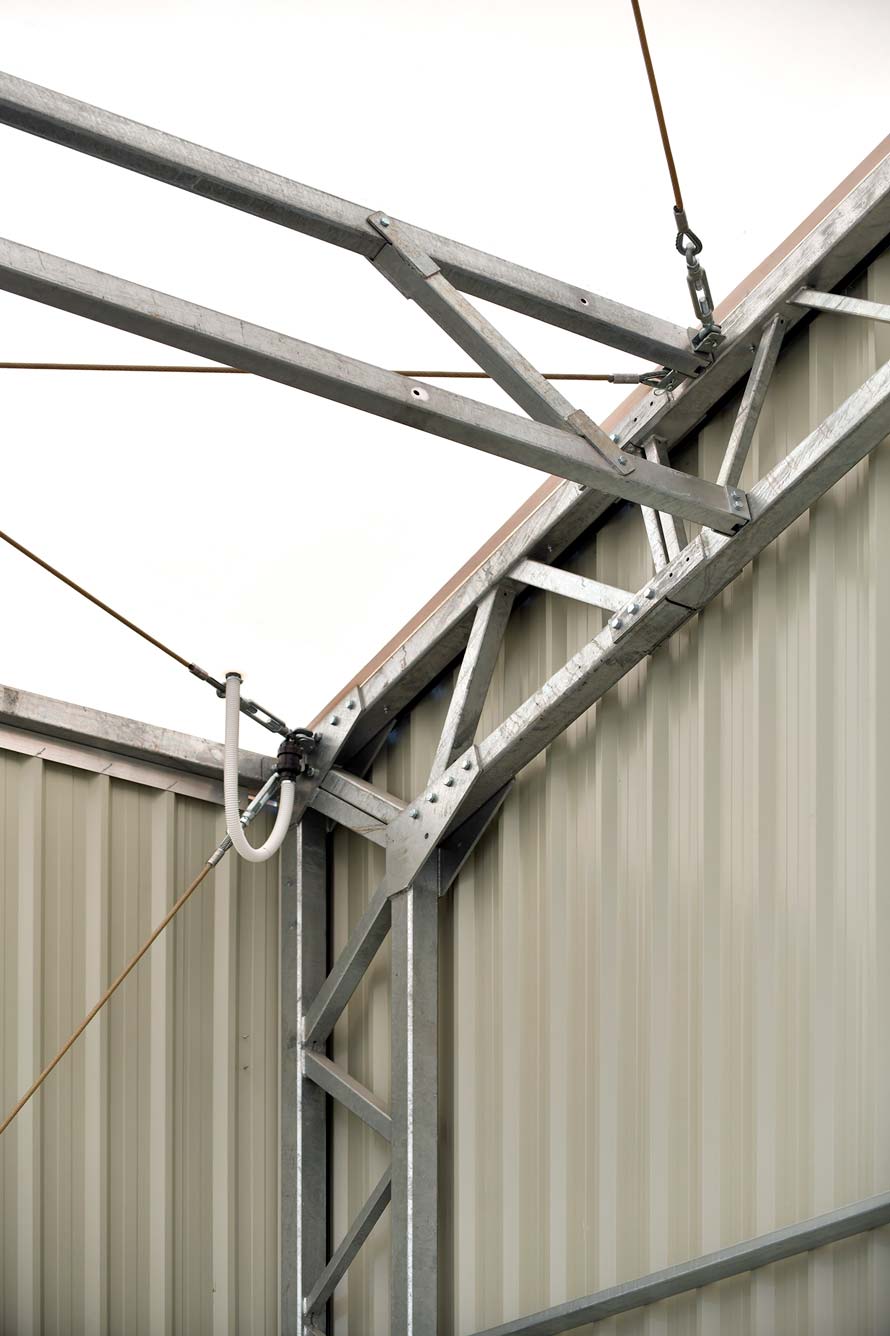 Bâtiment préfabriqué métallique pour activités industrielles et logistiques