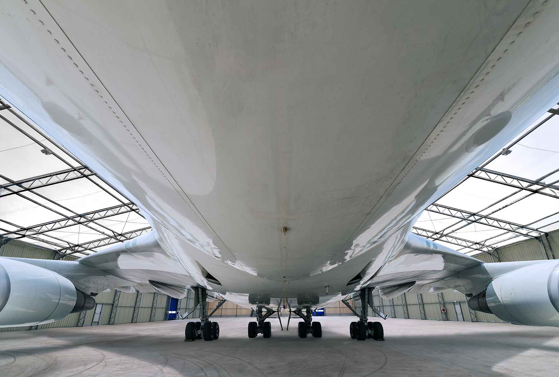Hangar métallique VALL pour l'aviation commerciale