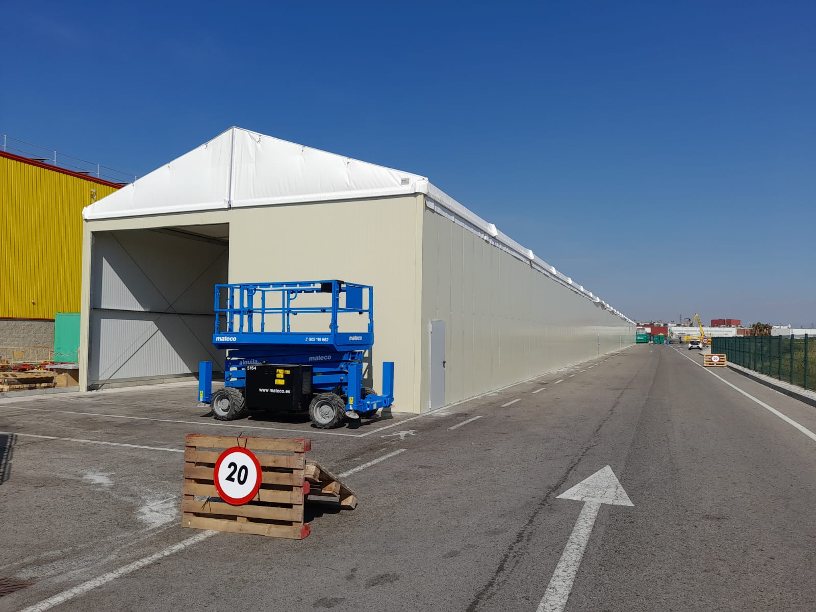 Bâtiment démontable pour l'industrie agroalimentaire