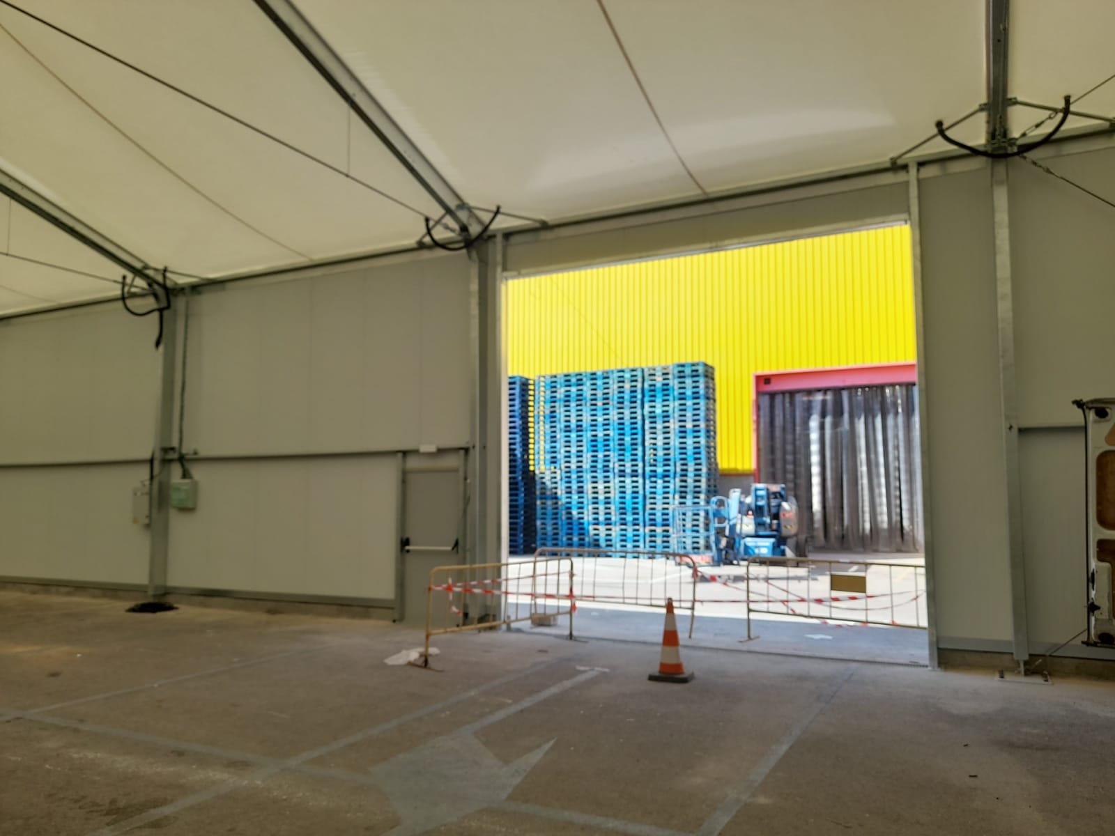 bâtiment préfabriqué démontable pour l'industrie agroalimentaire