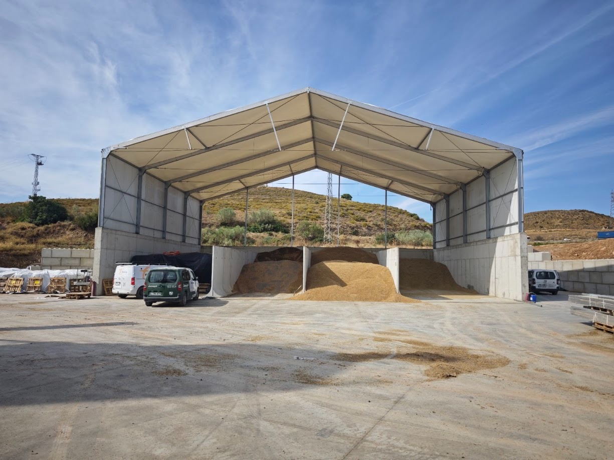 Bâtiment préfabriqué en acier à usage agro-industriel