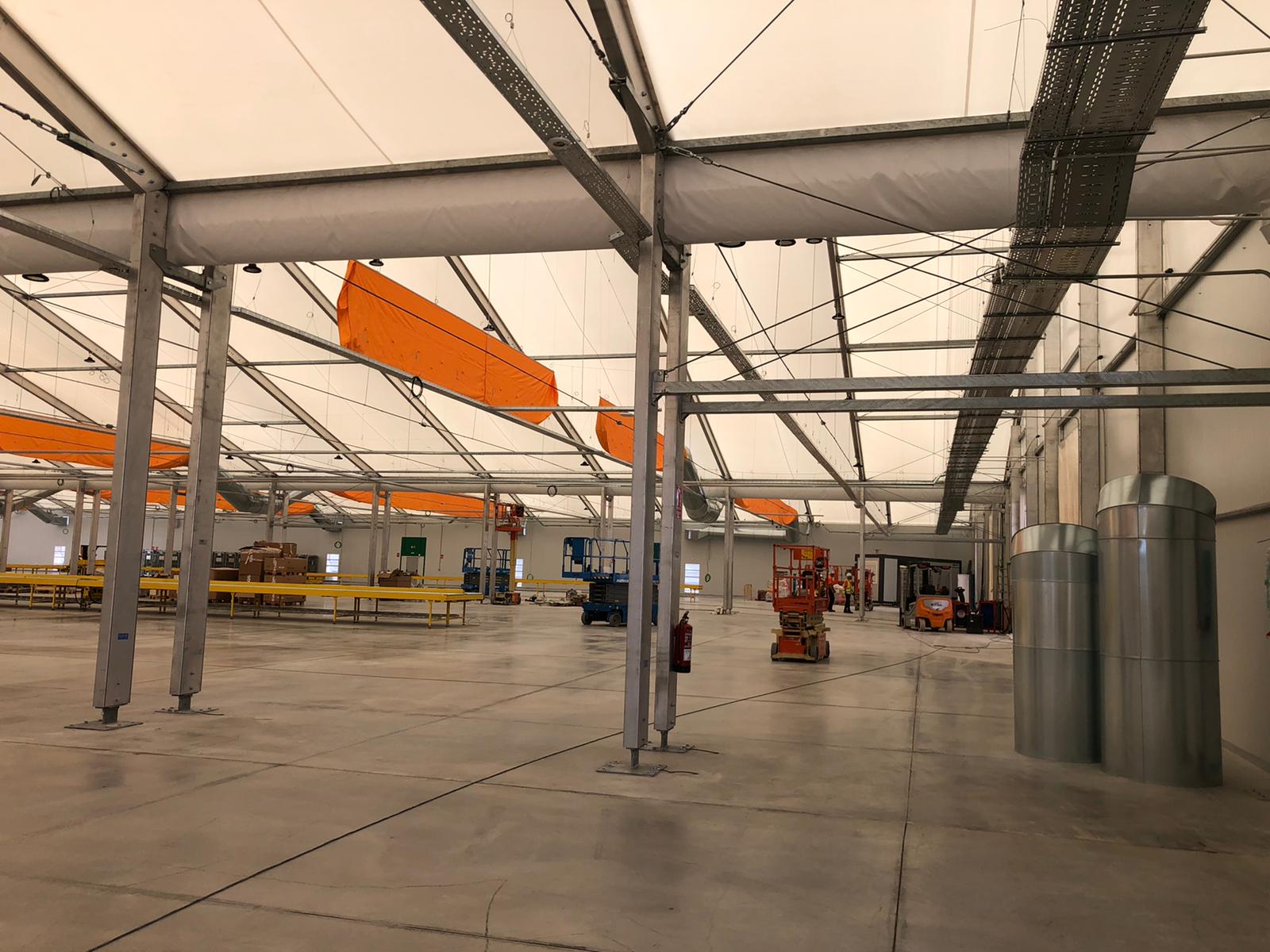 Toiture à résistance moyenne ou élevée pour bâtiment préfabriqué