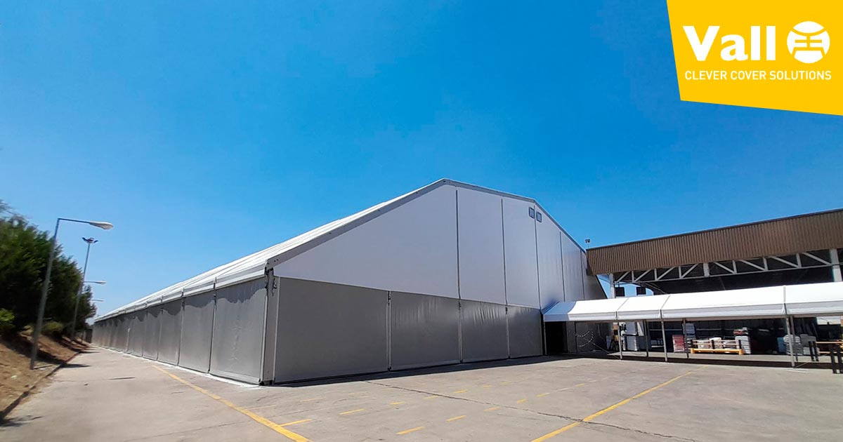 Hangars préfabriqués démontables pour augmenter votre capacité de stockage | Bâtiments industriels démontables et tentes industrielles