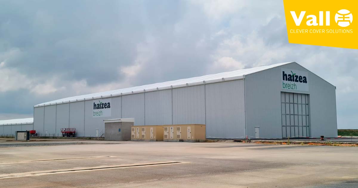 Hangar industriel métallo-textile MAXISPACE : vue intérieure